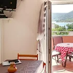 Amazing In With Wifi Apartmán Cres